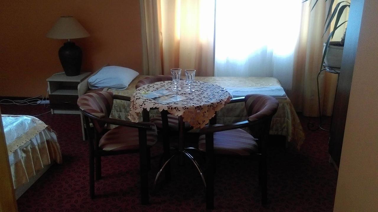Zajazd Rys Ломжа Экстерьер фото